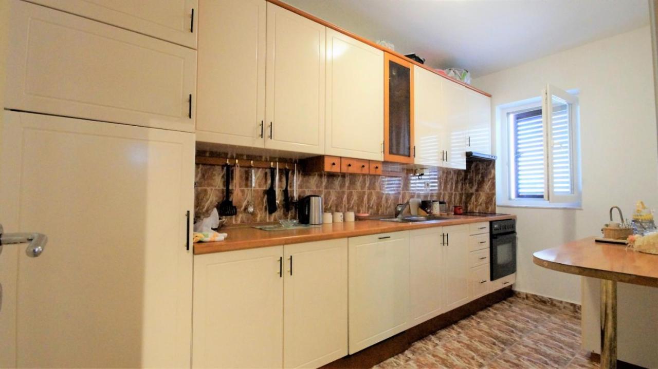 Apartment Glomazic Будва Екстер'єр фото