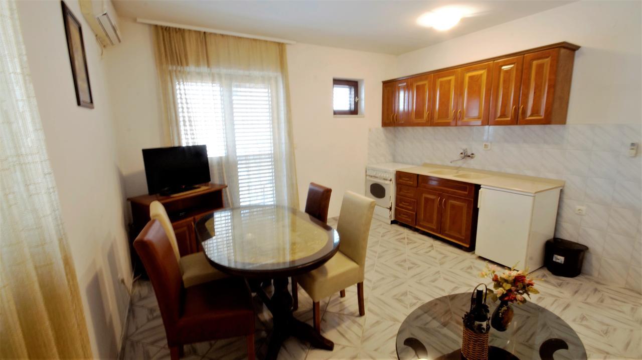 Apartment Glomazic Будва Екстер'єр фото