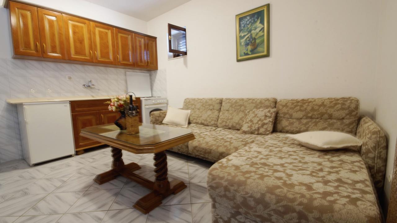 Apartment Glomazic Будва Екстер'єр фото