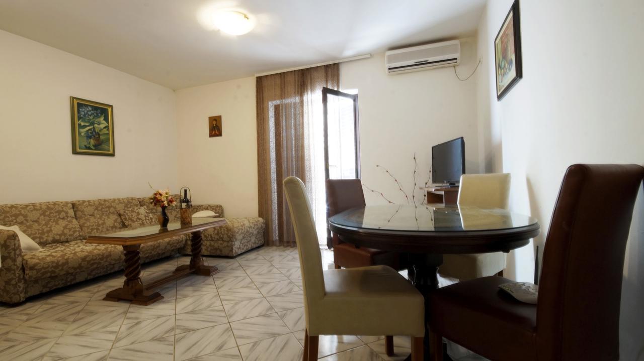 Apartment Glomazic Будва Екстер'єр фото